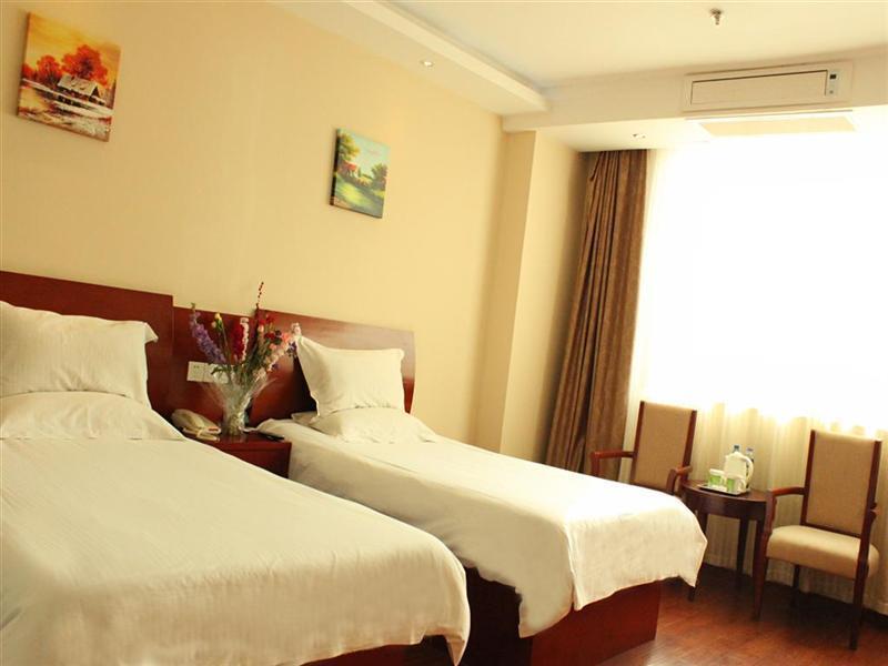 Greentree Inn Shanghai Songjiang University City New Songjiang Road Express Hotel Bagian luar foto