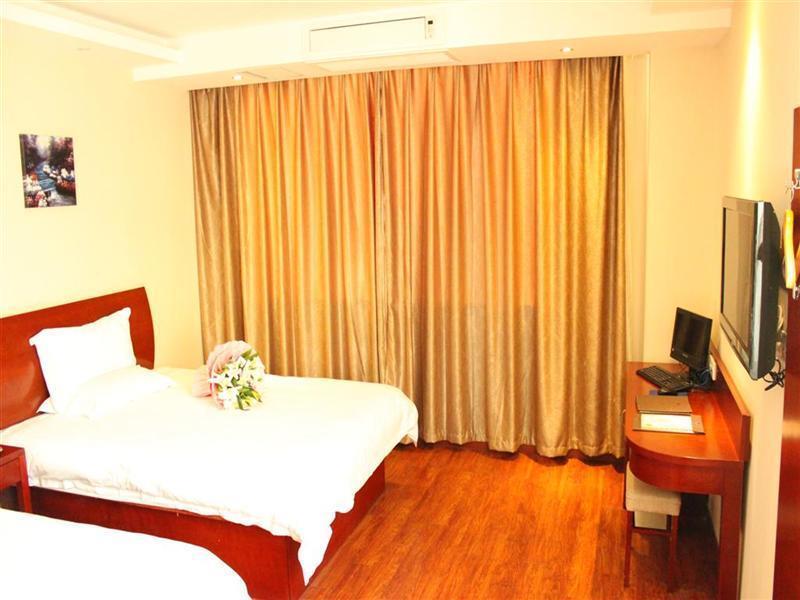 Greentree Inn Shanghai Songjiang University City New Songjiang Road Express Hotel Bagian luar foto