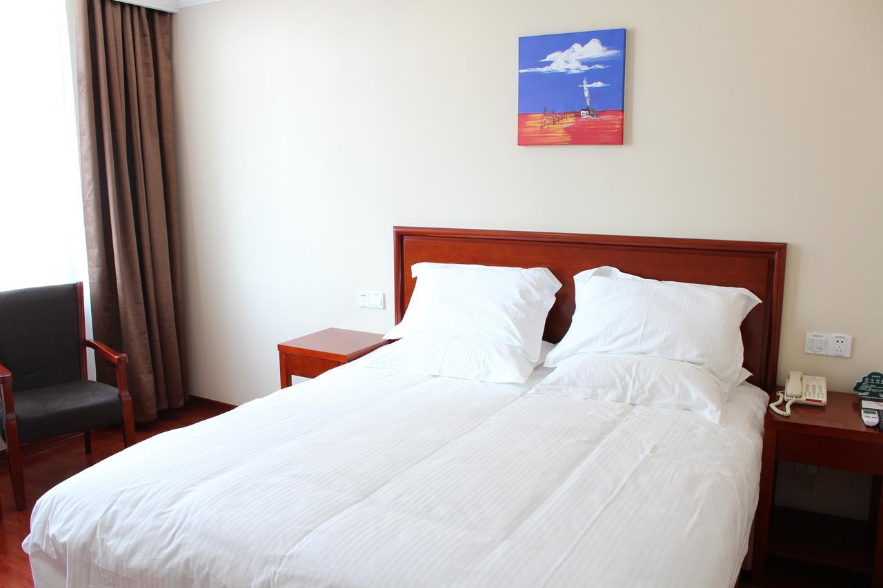 Greentree Inn Shanghai Songjiang University City New Songjiang Road Express Hotel Bagian luar foto