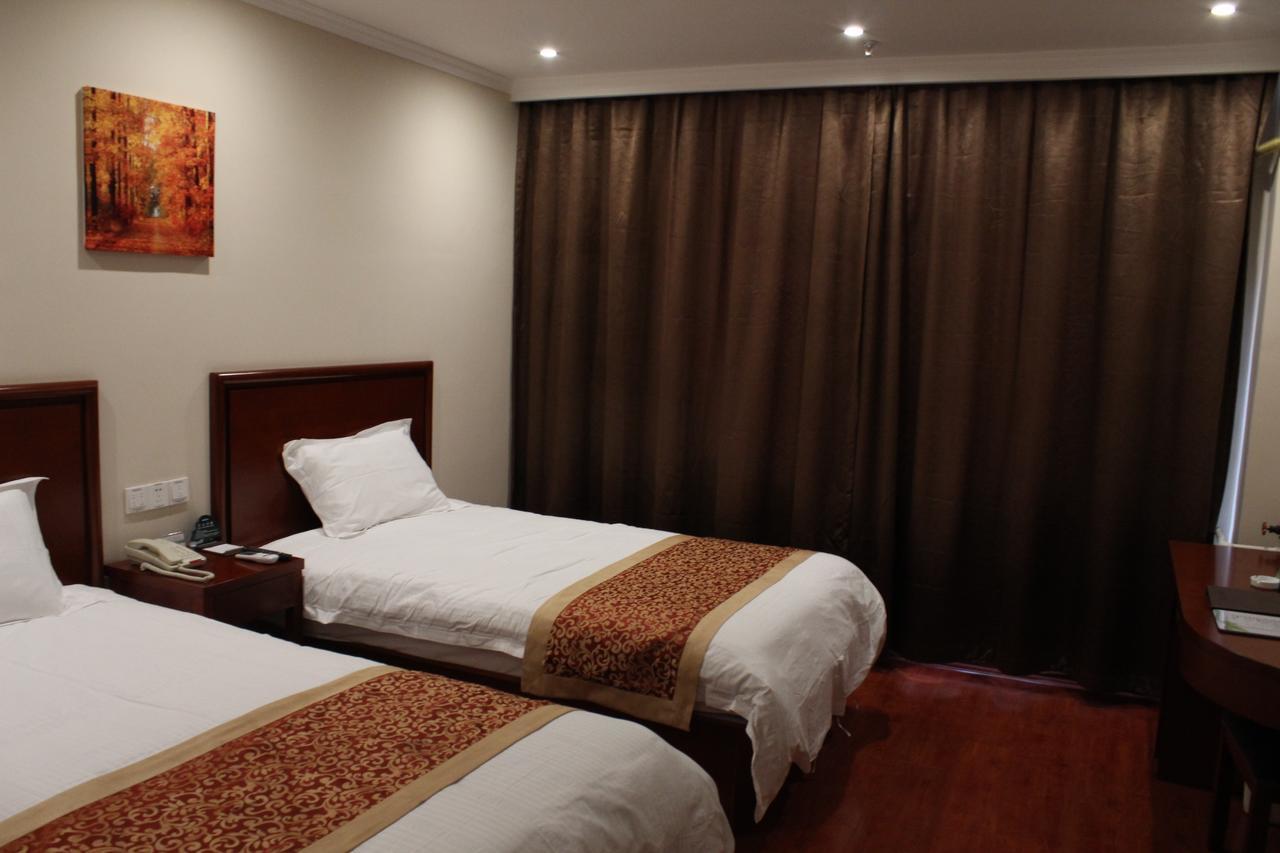 Greentree Inn Shanghai Songjiang University City New Songjiang Road Express Hotel Bagian luar foto