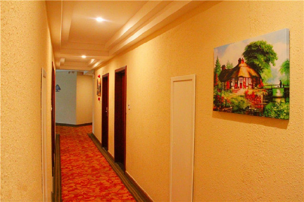 Greentree Inn Shanghai Songjiang University City New Songjiang Road Express Hotel Bagian luar foto