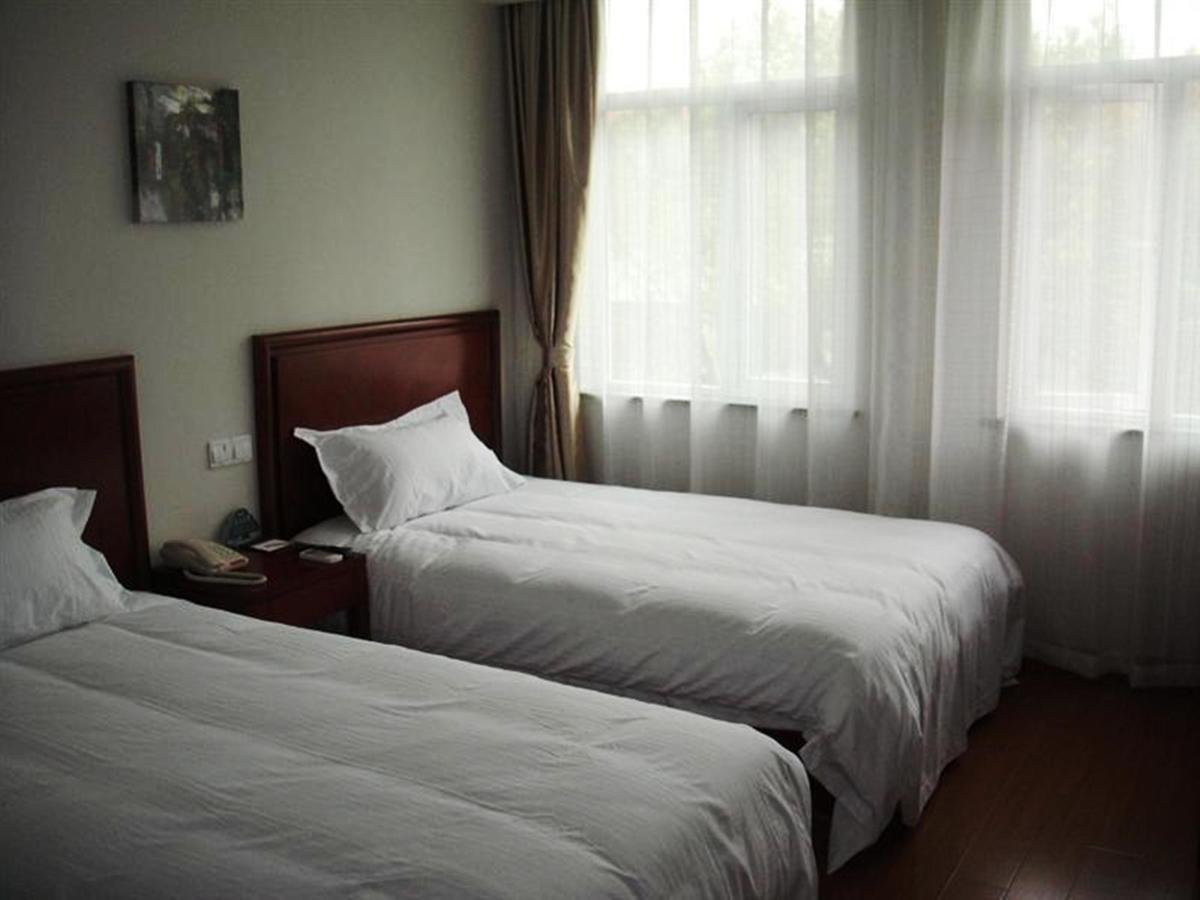 Greentree Inn Shanghai Songjiang University City New Songjiang Road Express Hotel Bagian luar foto