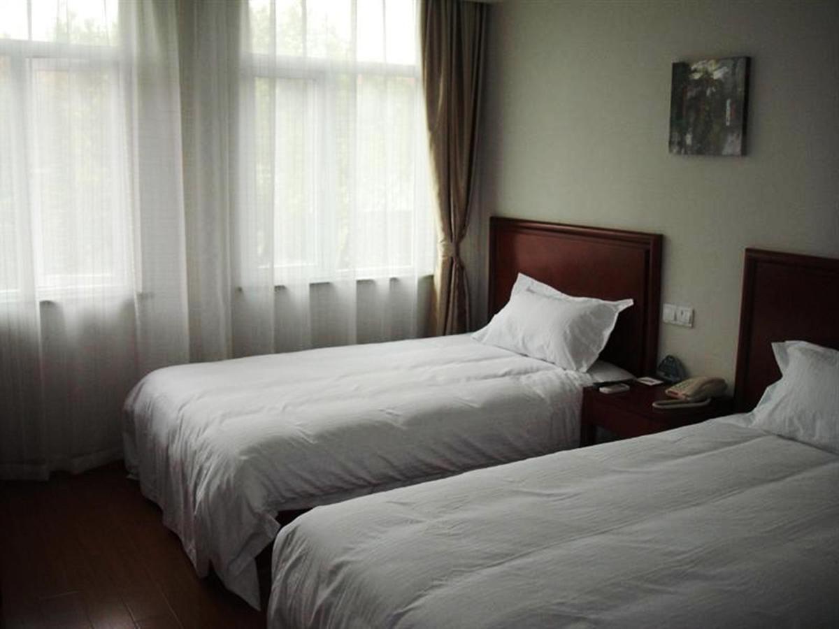Greentree Inn Shanghai Songjiang University City New Songjiang Road Express Hotel Bagian luar foto