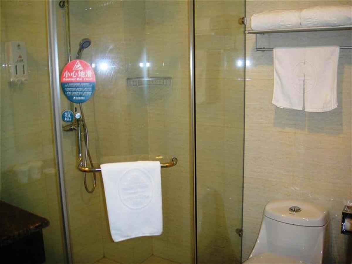 Greentree Inn Shanghai Songjiang University City New Songjiang Road Express Hotel Bagian luar foto